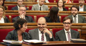 El Govern vol ampliar l’oferta de places per aprendre català per “acompanyar” la regularització de migrants